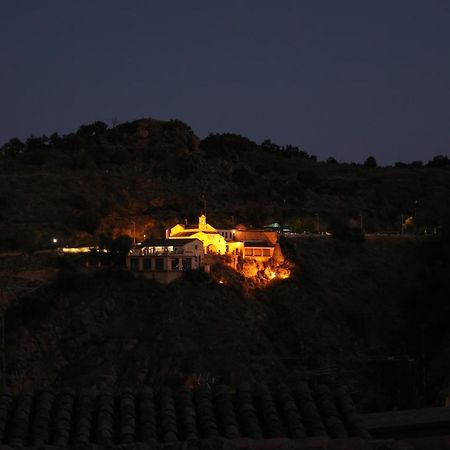El Descanso En 톨레도 외부 사진